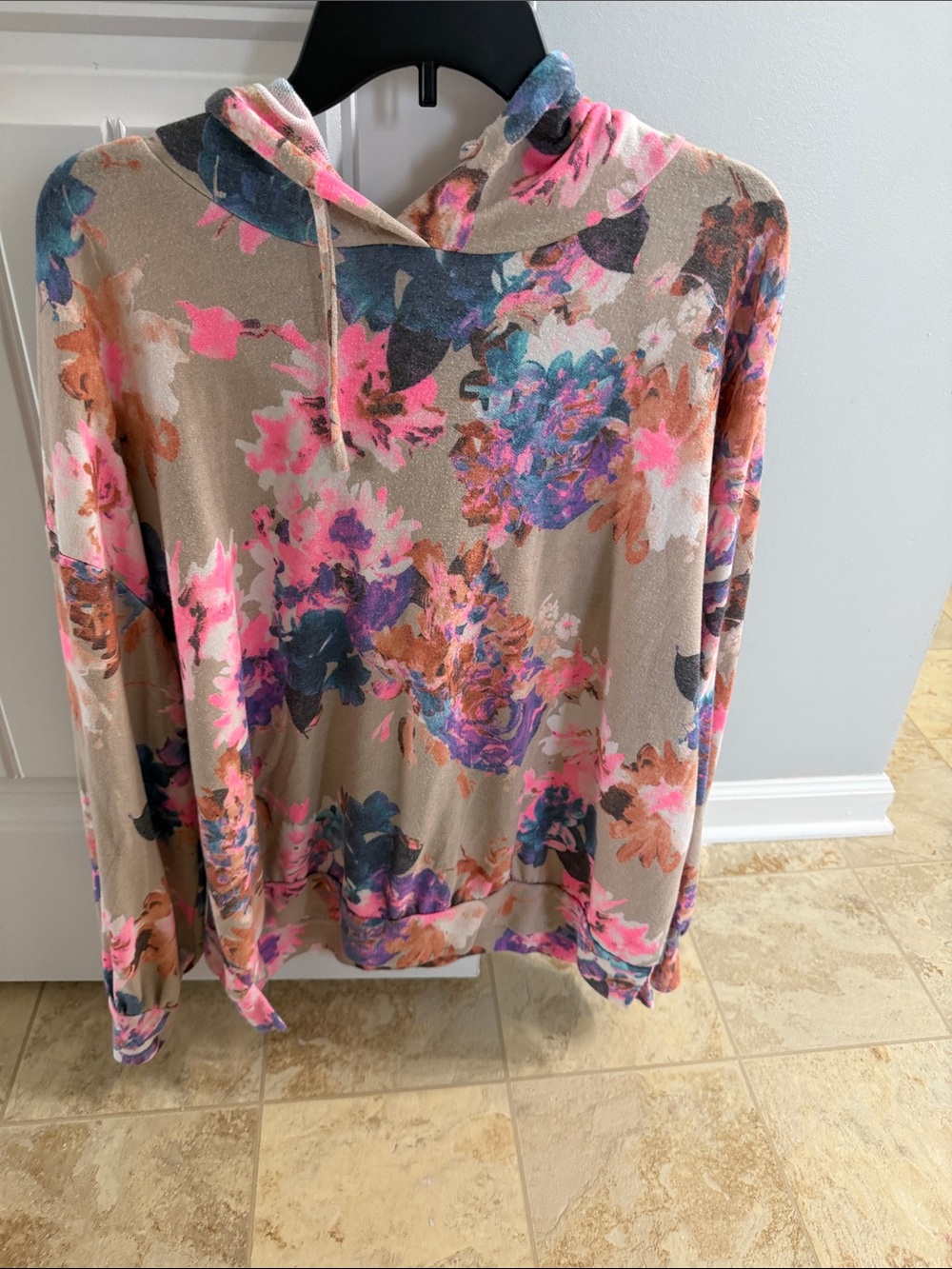 Floral Lightweight Hoodie — Pink & Cream Women's sweatshirt